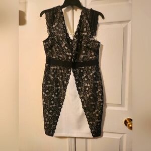 Venus dress, size 12, black & white